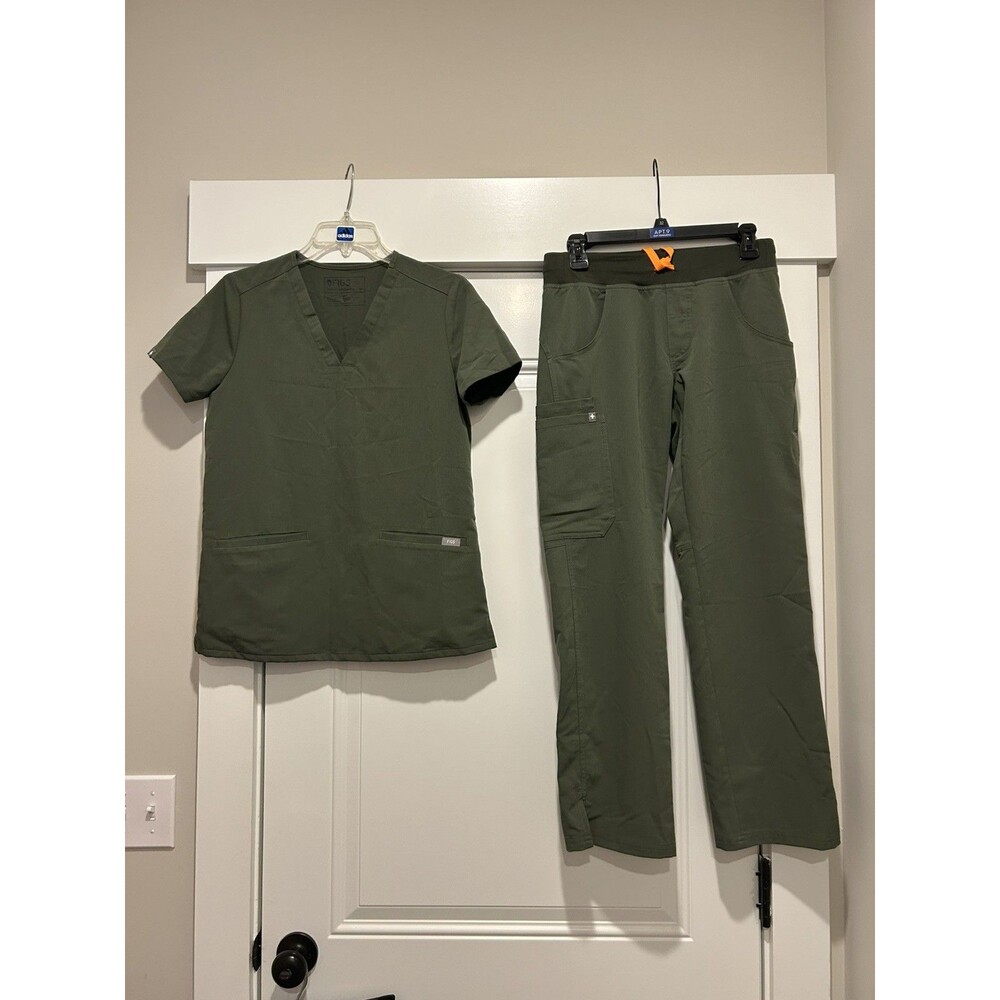 FIGS Technical Collection Women’s Olive Green V-Neck Scrub Set Top/Pants Size XS